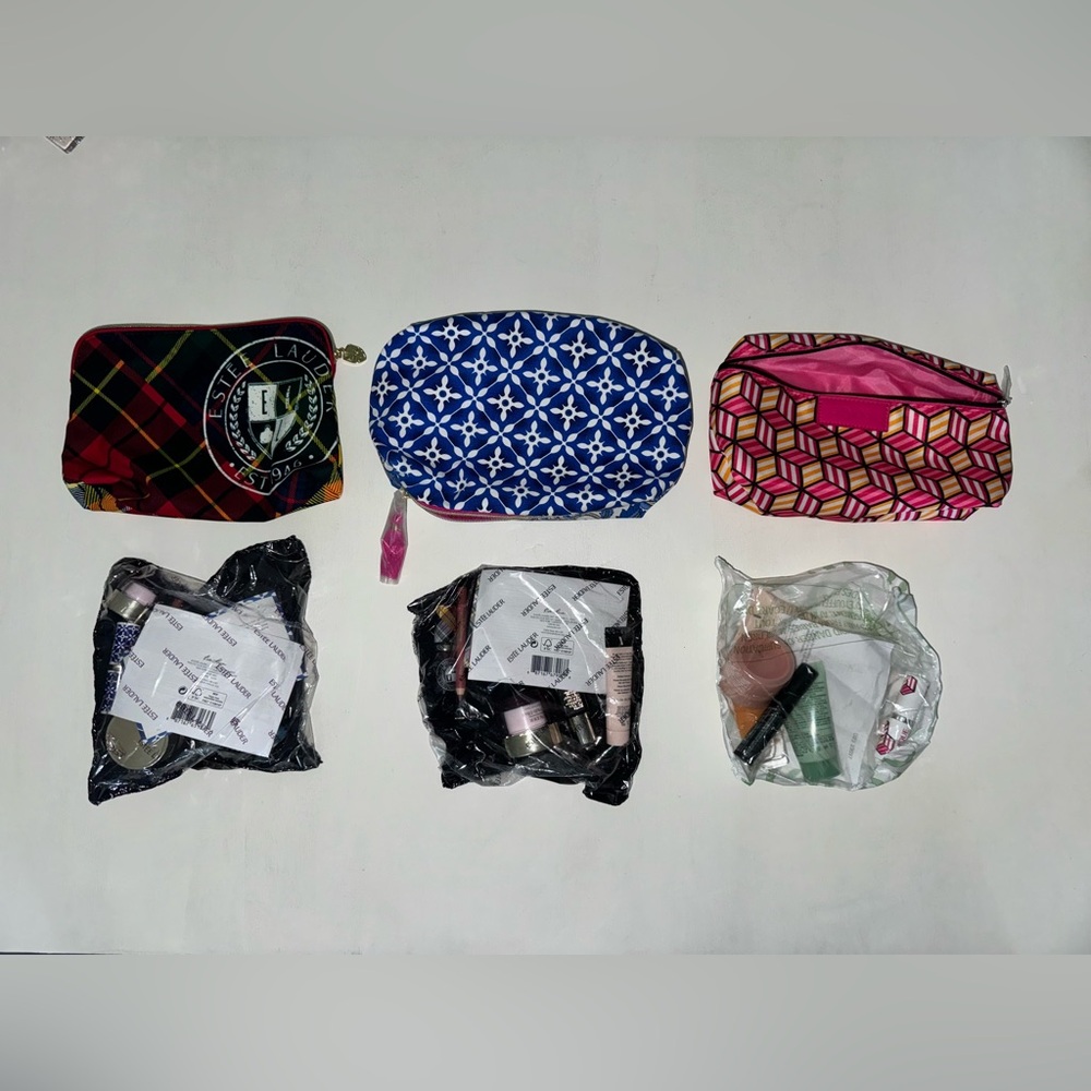 3 pack of NEW Cosmetics & face care from Clinique & Este Lauder + makeup bags !!
